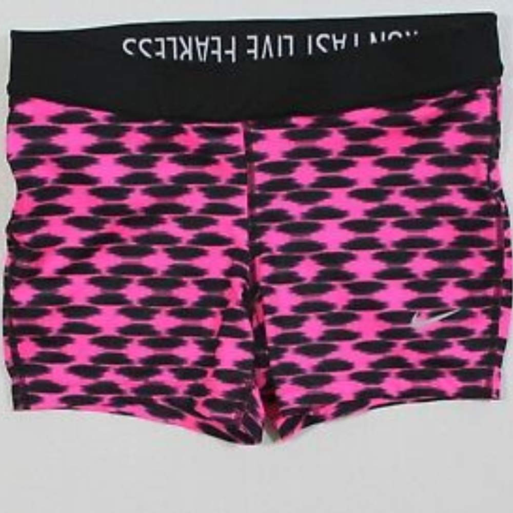 Nike Dri-Fit booty shorts- Medium- EUC